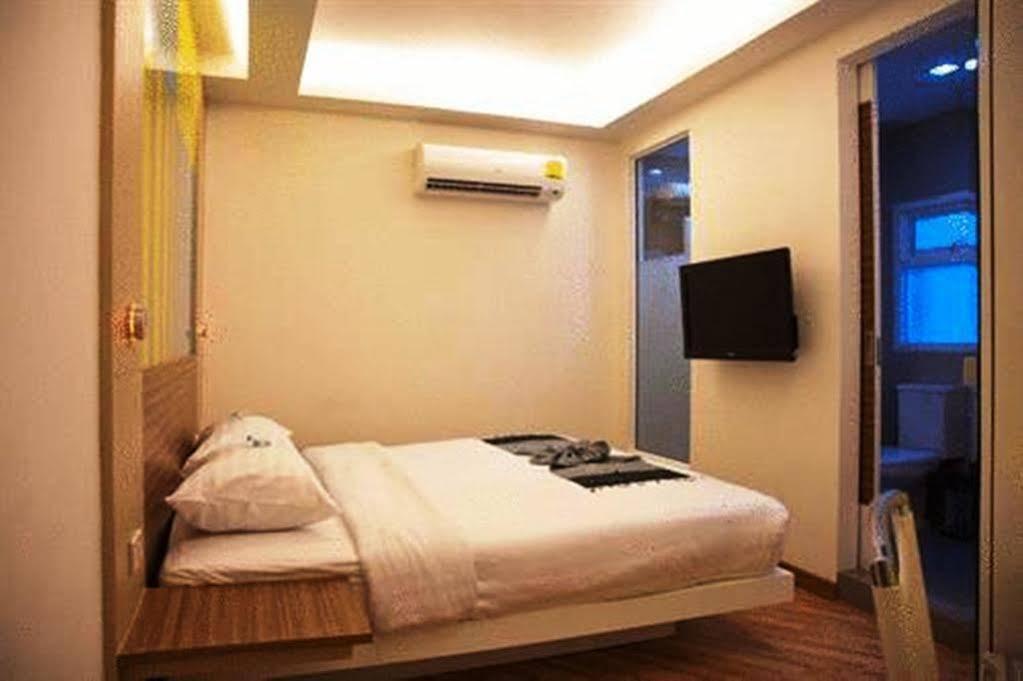 Studio Asoke Μπανγκόκ Εξωτερικό φωτογραφία