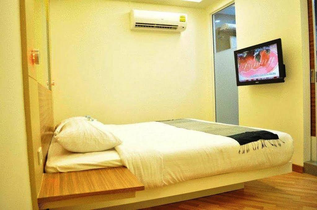 Studio Asoke Μπανγκόκ Εξωτερικό φωτογραφία